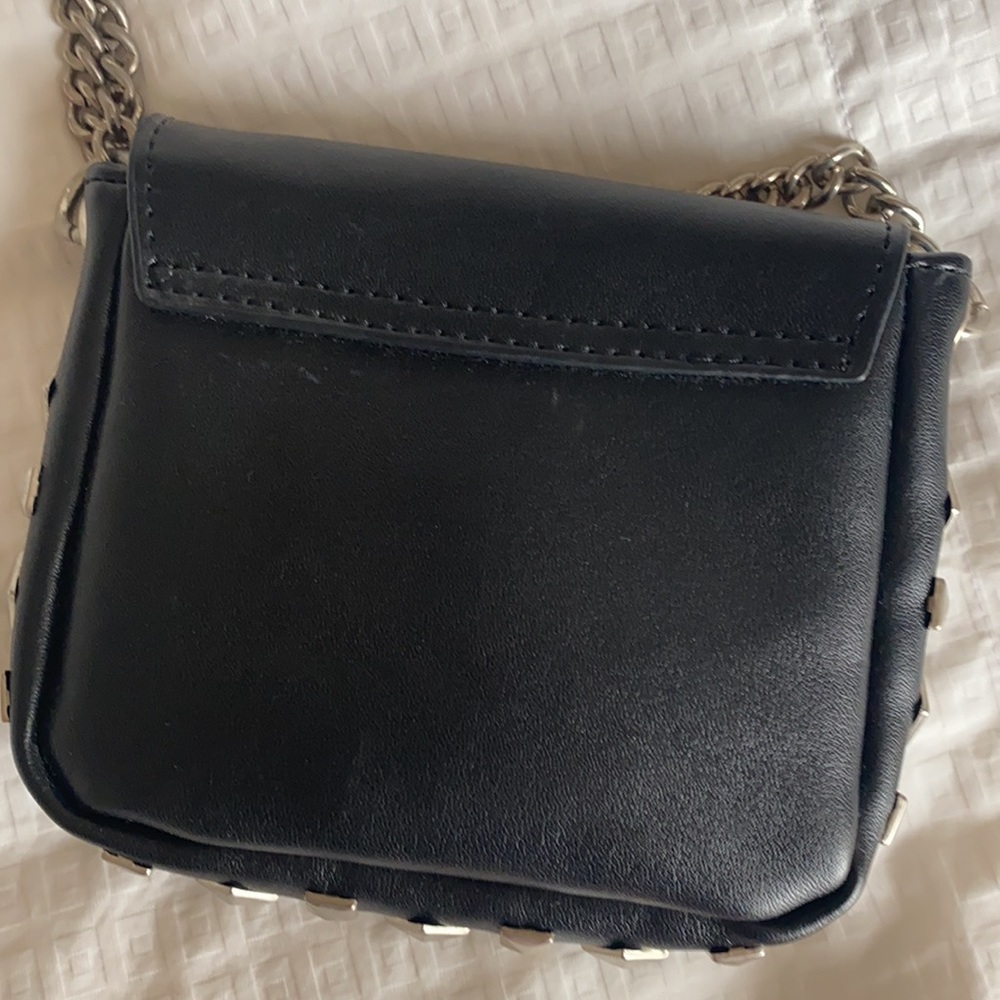 Chic unique purse- (bought it at boutique) - Picture 3 of 4